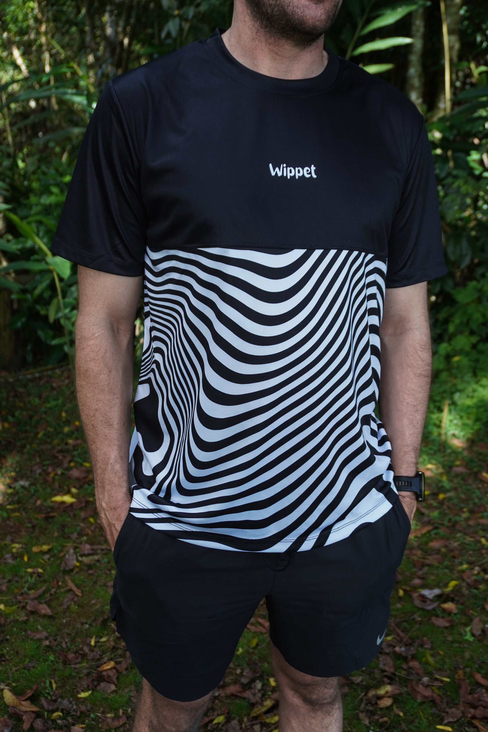 Wippet-Comfy-Unisex-Running-Breathable-Sweat-Wicking-Light-Weight-UPF50_-Shirt-Happy-Run-Colourful-Color-Colour-Bright-Fun-Trippy-Wave-Sustainable-Eco-Black-White