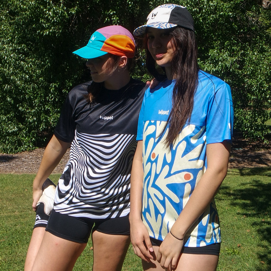 Wippet-Comfy-Unisex-Running-Breathable-Sweat-Wicking-Light-Weight-UPF50_-Shirt-Happy-Run-Colourful-Color-Colour-Bright-Fun-Trippy-Wave-Sustainable-Eco-Black-White