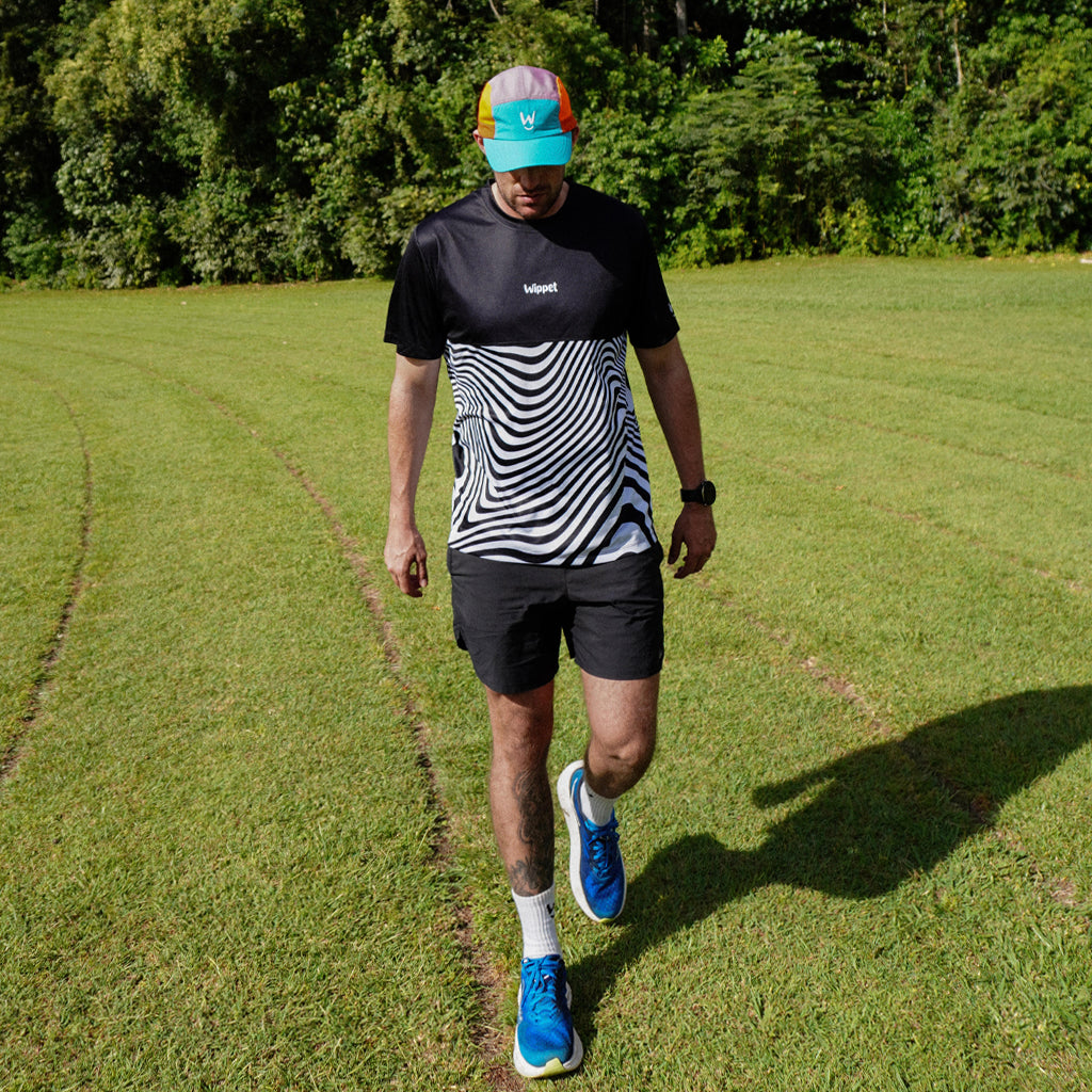 Wippet-Comfy-Unisex-Running-Breathable-Sweat-Wicking-Light-Weight-UPF50_-Shirt-Happy-Run-Colourful-Color-Colour-Bright-Fun-Trippy-Wave-Sustainable-Eco-Black-White
